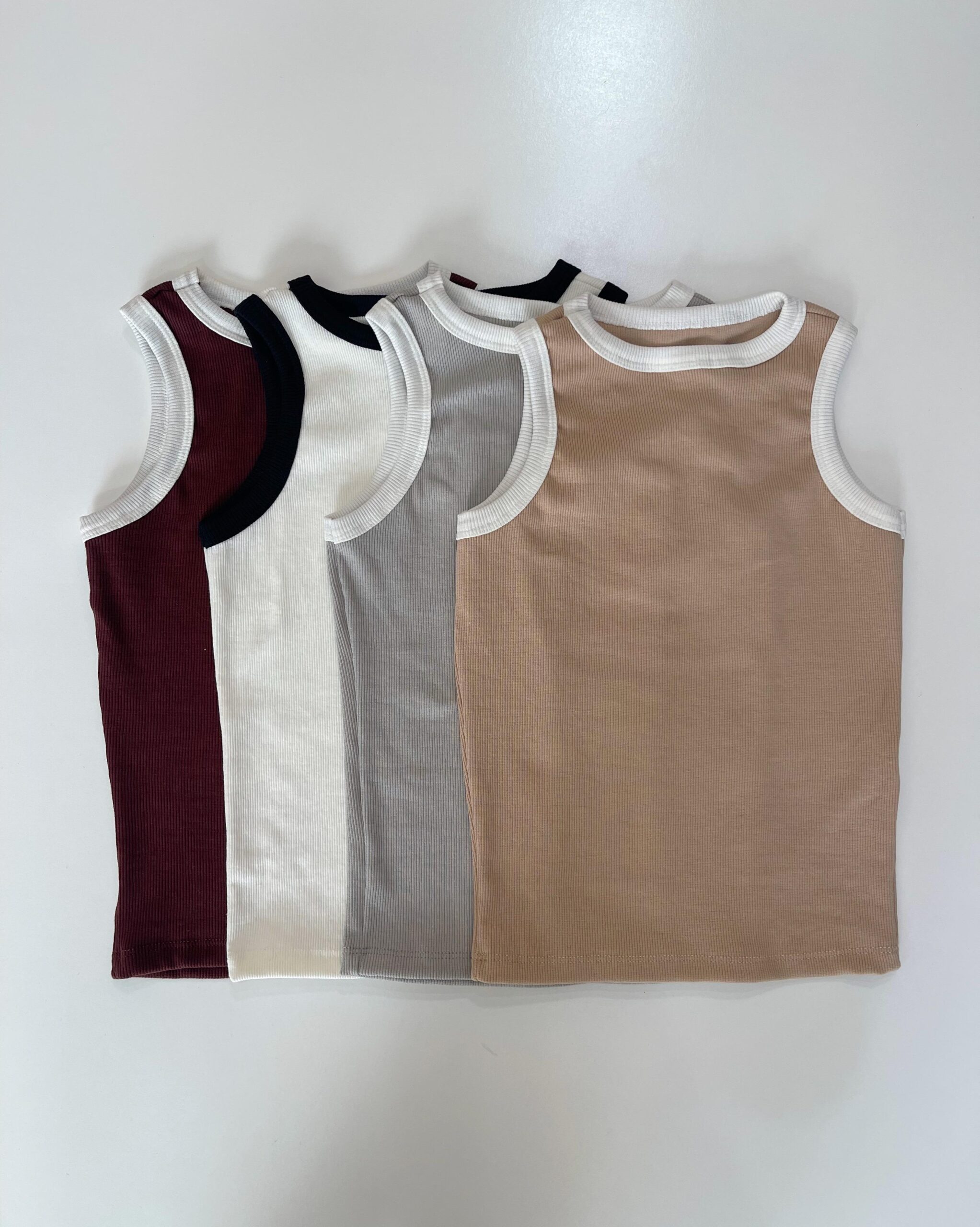 musculosa morley borde blanco